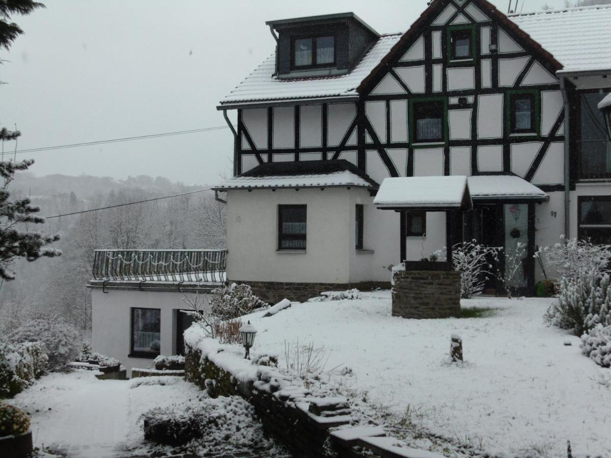 Schaefer * Waldbreitbach